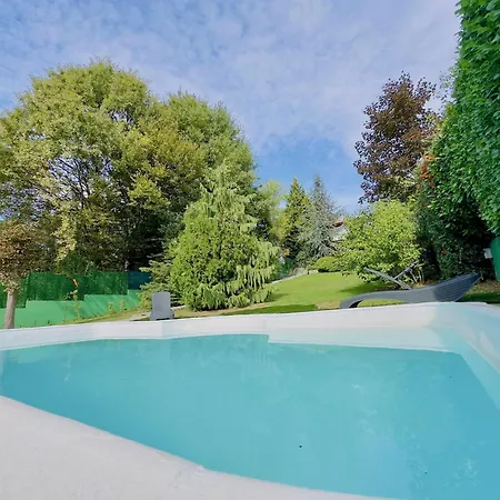 Private With Pool Villa Belgrado